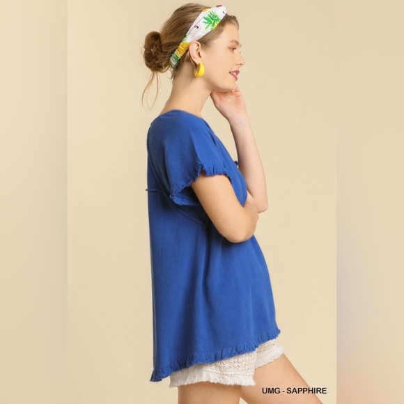 Umgee | Pintuck High-Low Frayed Hem Linen Tunic Top - Picture 14 of 14